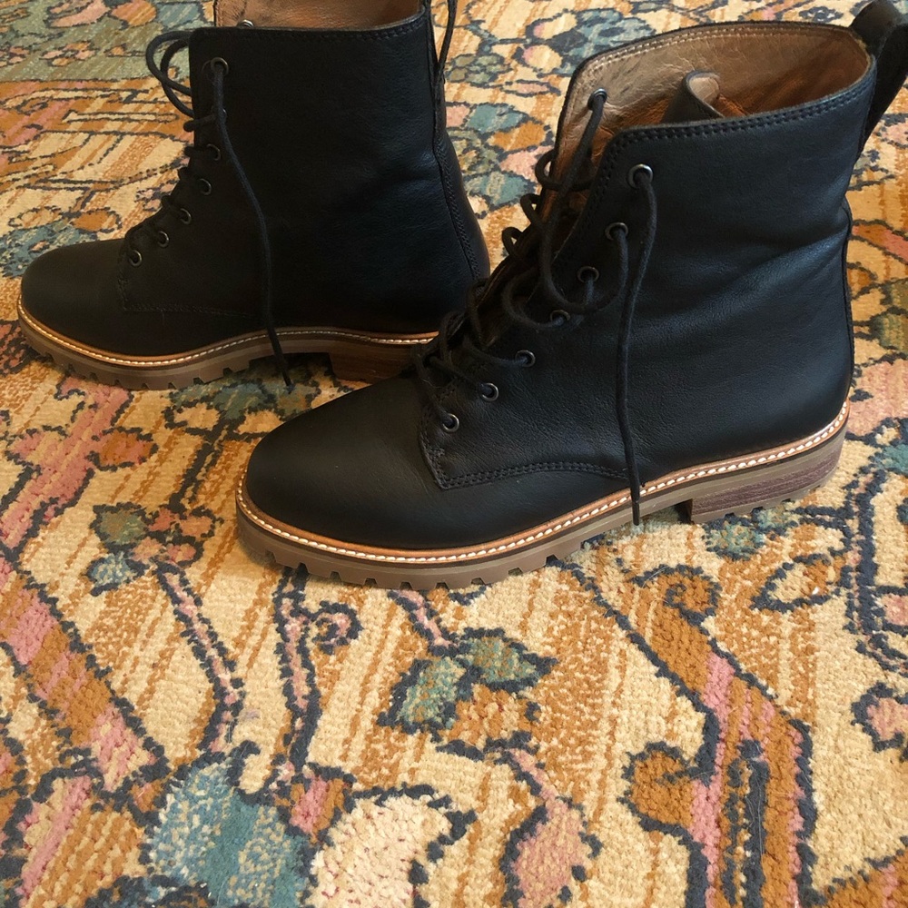 Madewell Clair Lace-up Boot in Black - Picture 3 of 7
